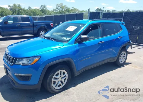 2018 Jeep Compass Sport Fwd из США, поврежденный, VIN 3C4NJCAB0JT338622